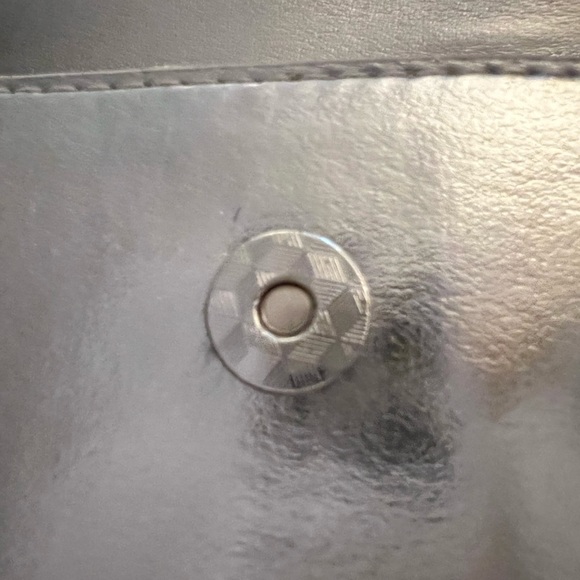 Versace coin purse - Picture 4 of 10